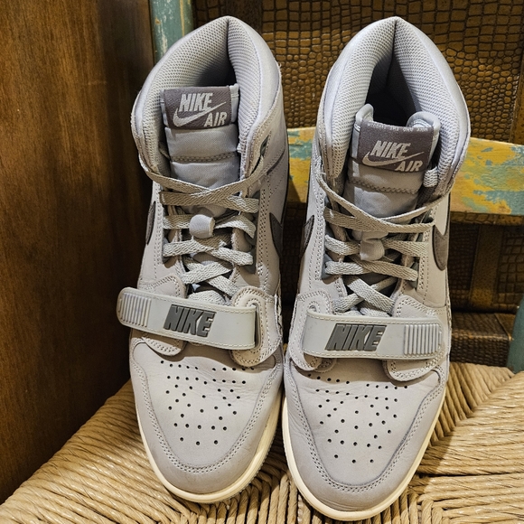 Nike Jordan Legacy 312 Men\'s Wolf Grey - Size 10 main image 9